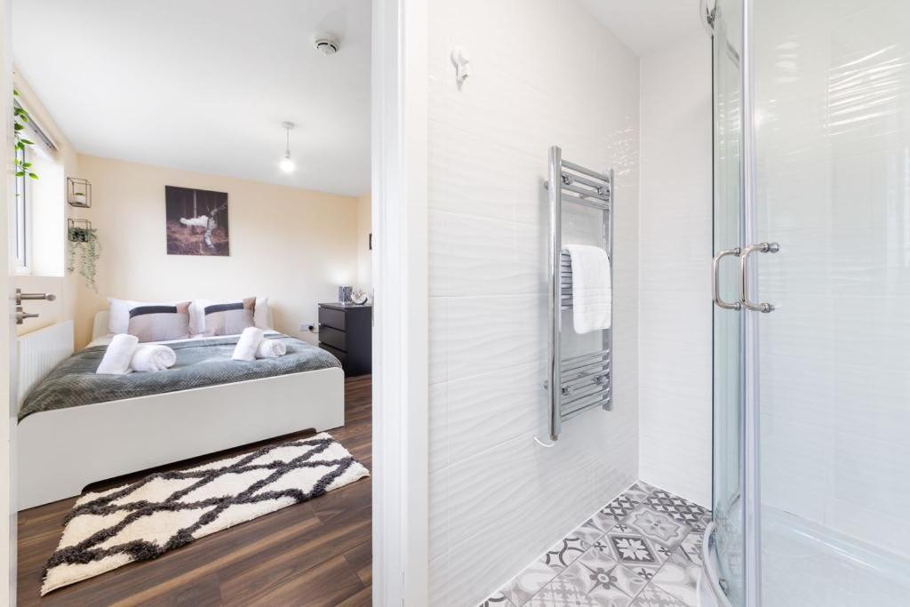 Isleworth Suites - Tw7 Exterior foto